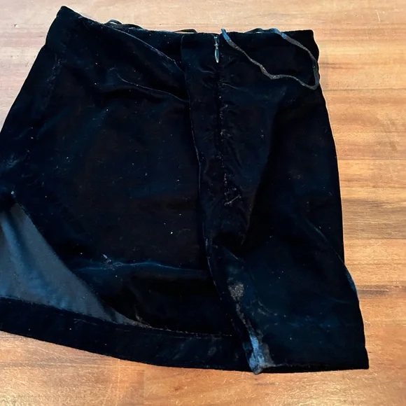 FreePeople Annalise velvet mini skirt - Picture 4 of 9